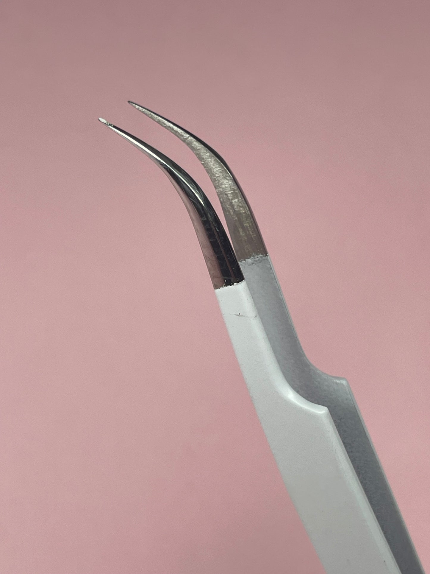 Lash tweezers